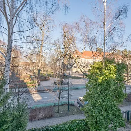 Dom & House - Kamienica Sopocka 150 Metrow Od Plazy Apartment *