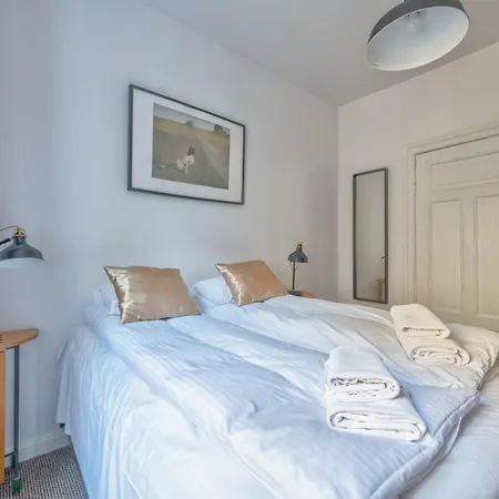 Dom & House - Kamienica Sopocka 150 Metrow Od Plazy Sopot