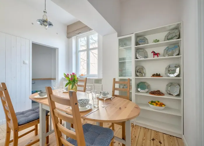 Apartamento Kamienica Sopocka 150 Metrow Od Plazy & By Renters *