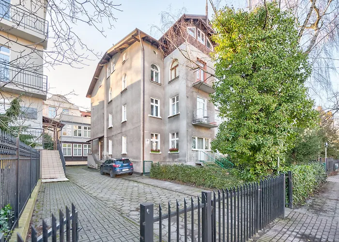 Kamienica Sopocka 150 Metrow Od Plazy & By Renters Apartamento Sopot