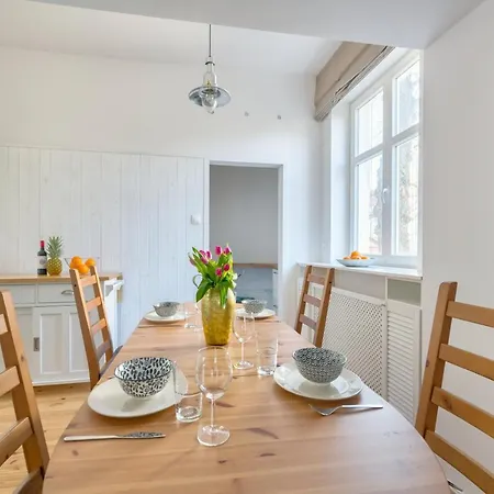 Kamienica Sopocka 150 Metrow Od Plazy & By Renters Appartement