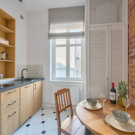 Kamienica Sopocka 150 Metrow Od Plazy & By Renters Sopot